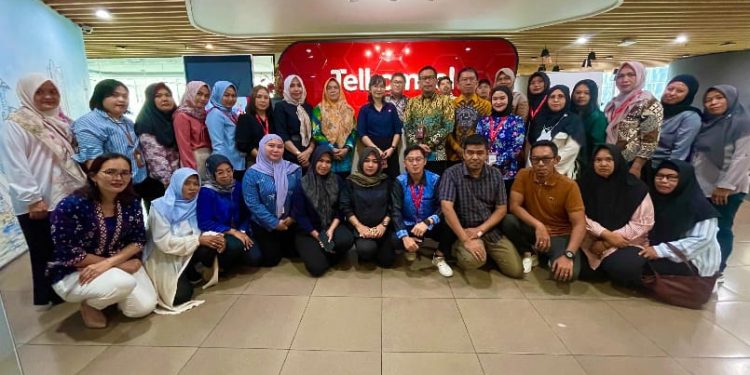 Transformasi Digital Layanan Pajak, Bapenda Kutim Gandeng Telkomsel Lewat Aplikasi Omnichannel