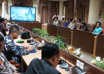 Pjs Bupati Kutim Pimpin Rapat Pemantauan Perkembangan Politik