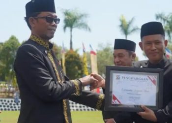 Dorong Minat Baca, Pemkab Beri Penghargaan kepada Pegiat Literasi Kutim