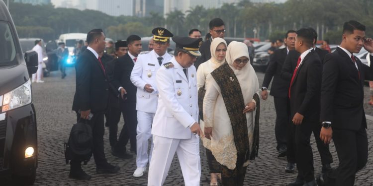 Momen Ardiansyah dan Mahyunadi Saat Tiba di Monas Jelang Pelantikan