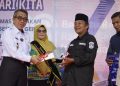 Ketua RT Dapat Motor Dinas untuk Patroli Kesehatan Warga Desa Manubar Dalam