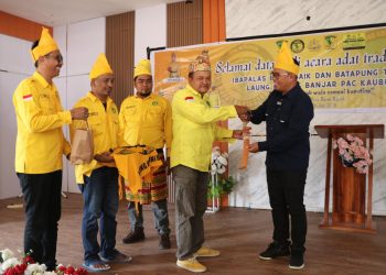Laung Kuning Hidupkan Persaudaraan Banjar, Ribuan Warga Padati GSG Bumi Rapak