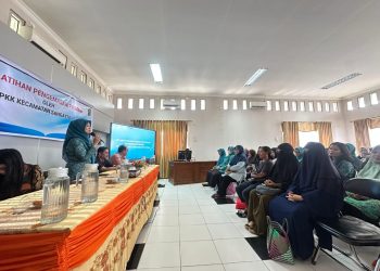 Gerakan Pekarangan Produktif Hidupkan Usaha Rumahan, PKK Sangatta Utara Latih Warga Bikin Teh Herbal