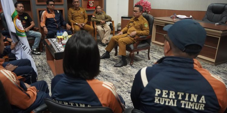Latihan Matang di Sasana Kutim, Atlet Tinju Junior Optimistis Raih Prestasi