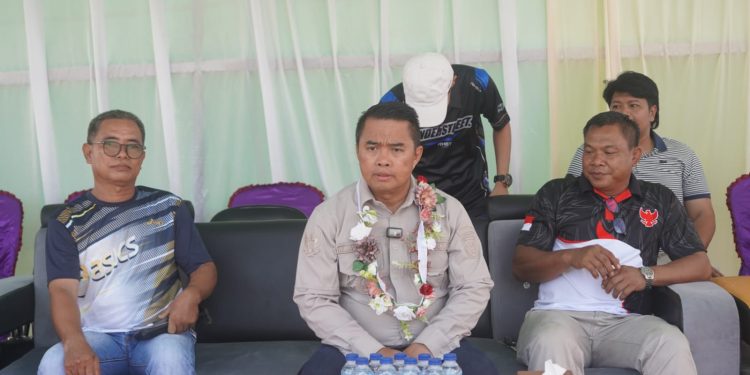 Turnamen Voli di Desa Saka, Wabup Kutim Sumbang Hadiah Rp5 Juta