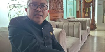 DPRD Kutim Minta Izin Usaha Lebih Selektif, Soroti Parkir hingga Ritel 24 Jam