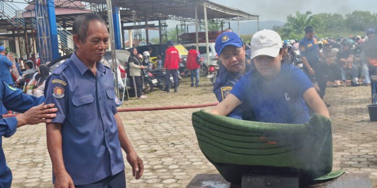 Wali Murid di Kutim Diajari Mitigasi Kebakaran Rumah Tangga