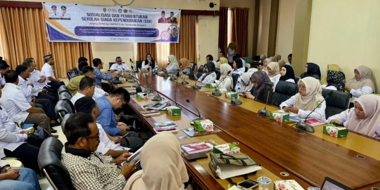 Guru Didorong Jadi Penggerak Pendidikan Kependudukan di Sekolah Bengalon