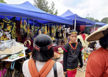 Ramainya Festival UFAH 2026 Buat Omzet Pedagang Produk Dayak Capai Rp5 Juta