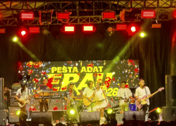 Penutupan Pesta Adat Erau “Embuang Panas Pelas” di Marukangan