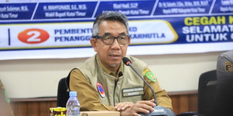 Bupati Kutim Minta Warga Hentikan Pembakaran Sampah Saat El Nino